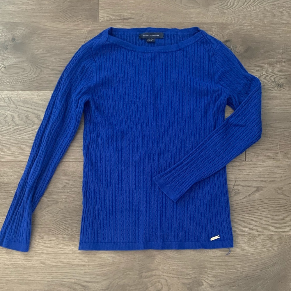 Pretty blue sweater